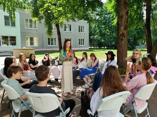 Лингвистическо–приключенческий международный лагерь Планета Английского и Китайского