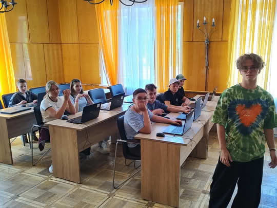 Лингвистическо–приключенческий международный лагерь Планета Английского и Китайского