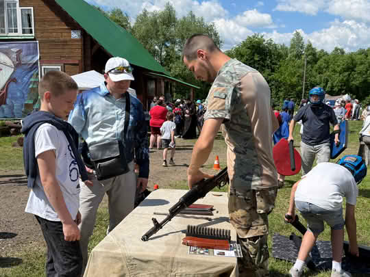 Военно-патриотический палаточный лагерь Пересвет